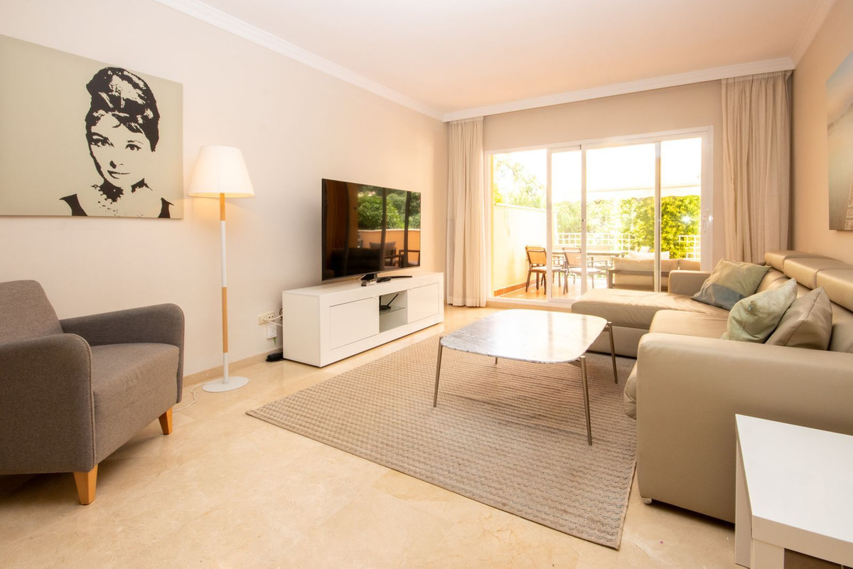 Appartement te koop in Elviria | 3 slaapkamers H5105677