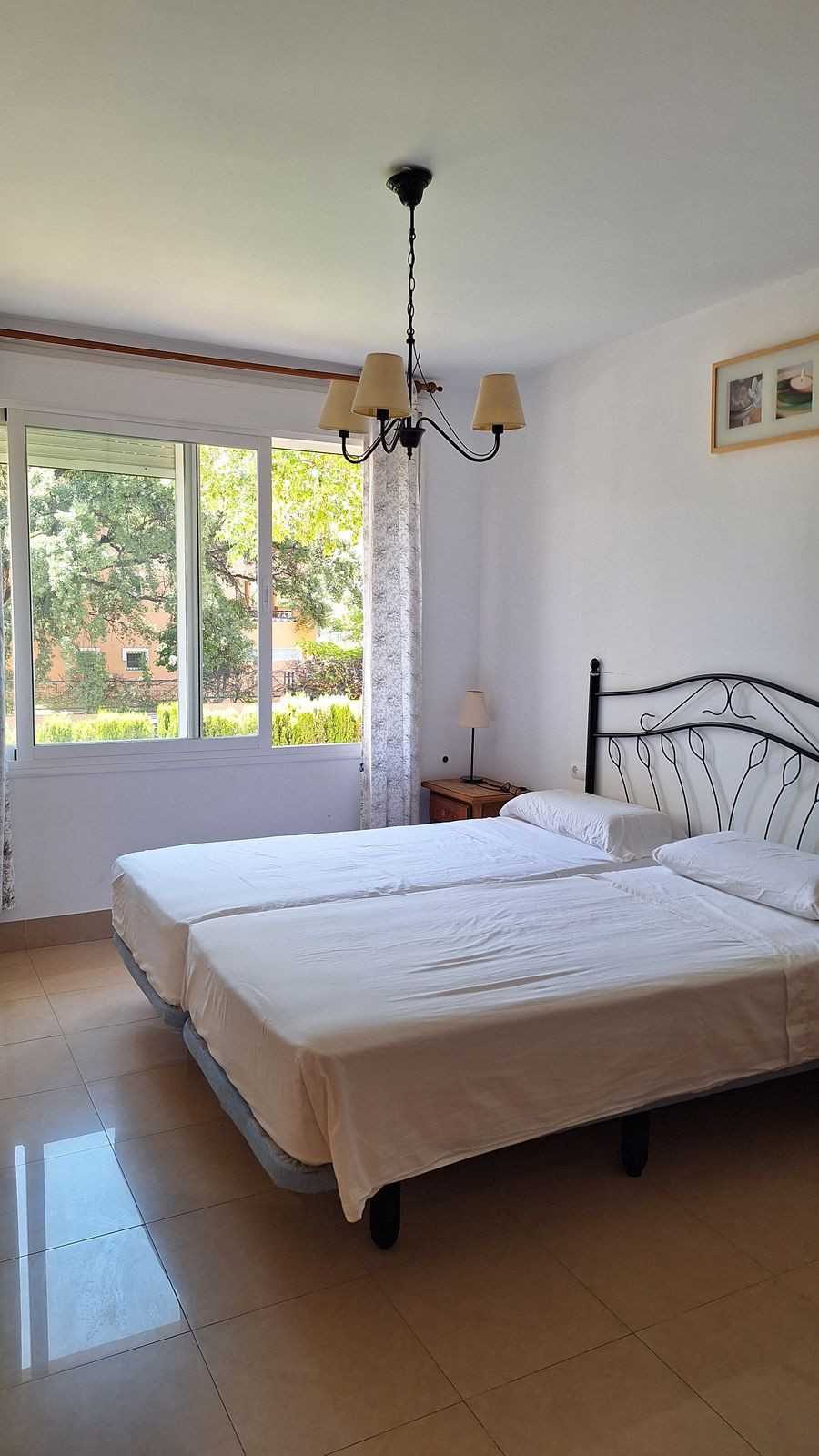 Apartment for sale in Elviria | 3 bedrooms H5111278