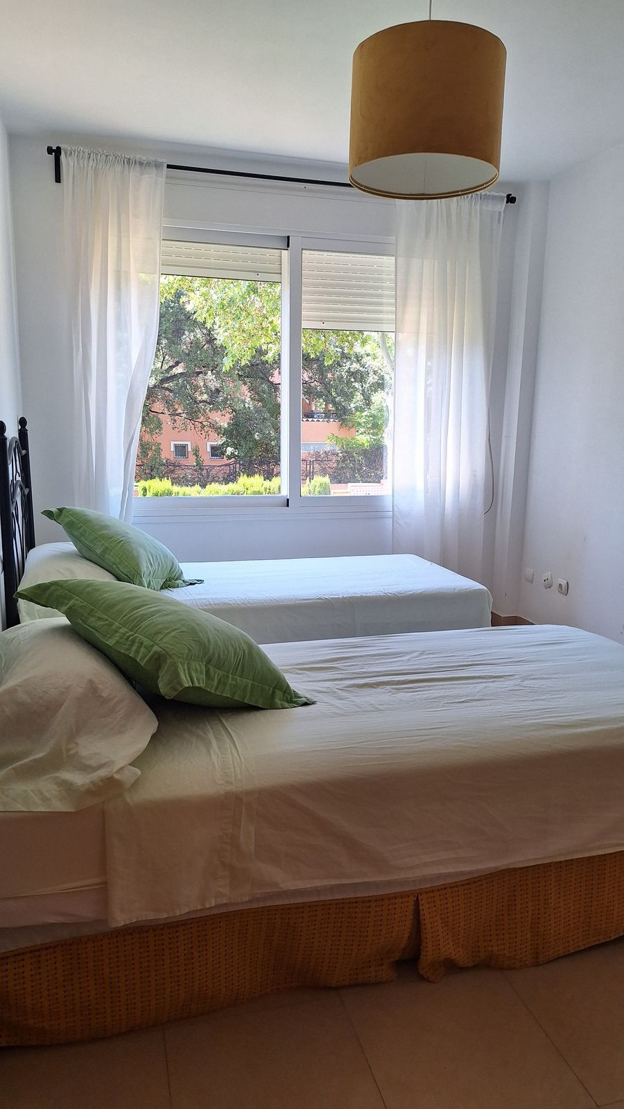 Apartment for sale in Elviria | 3 bedrooms H5111278
