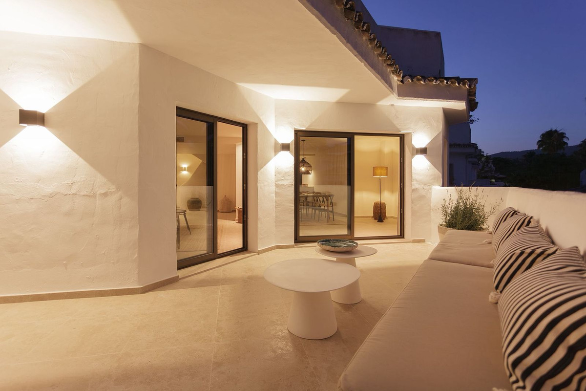 Penthouse te koop in Elviria | 4 slaapkamers H5116210