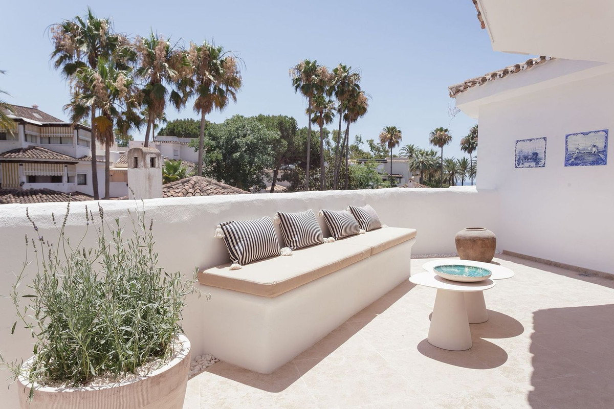 Penthouse te koop in Elviria | 4 slaapkamers H5116210
