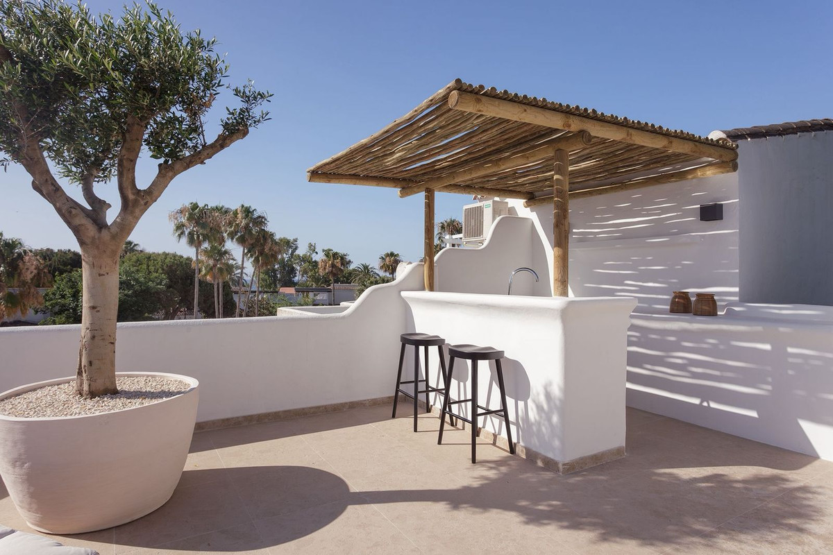 Penthouse te koop in Elviria | 4 slaapkamers H5116210
