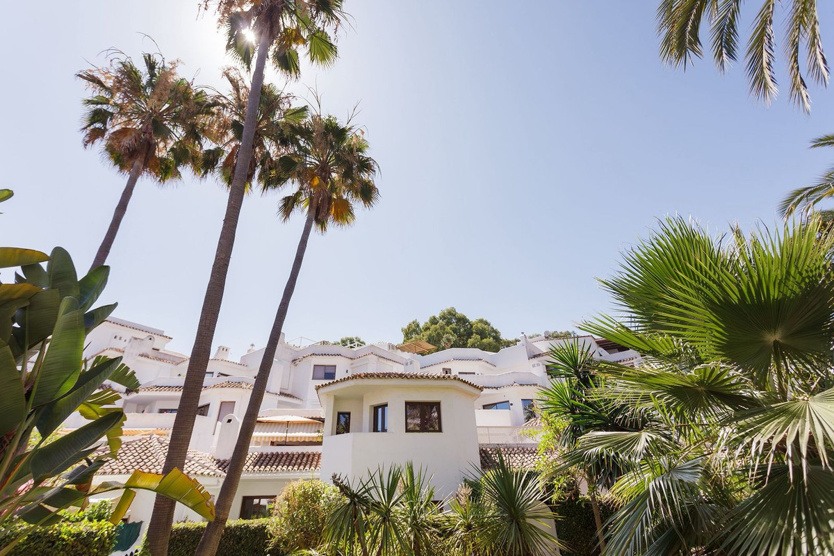 Penthouse te koop in Elviria | 4 slaapkamers H5116210