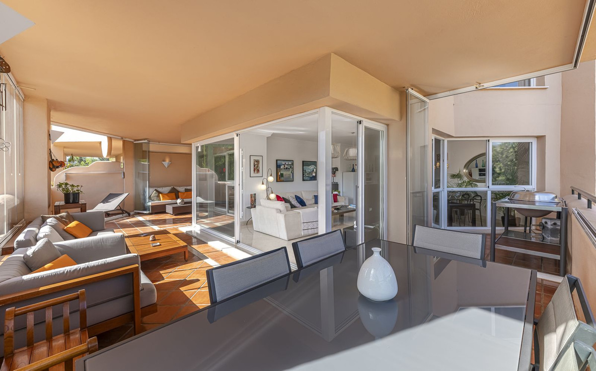 Appartement te koop in Elviria | 3 slaapkamers H5117932