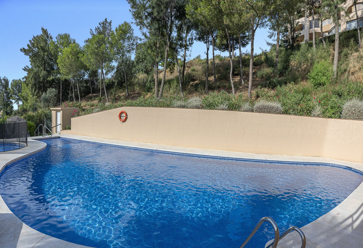 Appartement te koop in Elviria | 3 slaapkamers H5117932