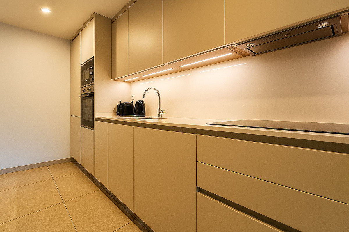 Appartement te koop in Elviria | 3 slaapkamers H5118931