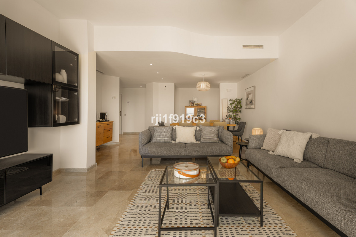Appartement te koop in Elviria | 3 slaapkamers H5124259