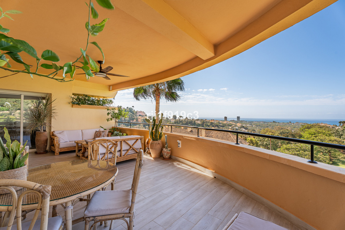 Appartement te koop in Elviria | 3 slaapkamers H5129218