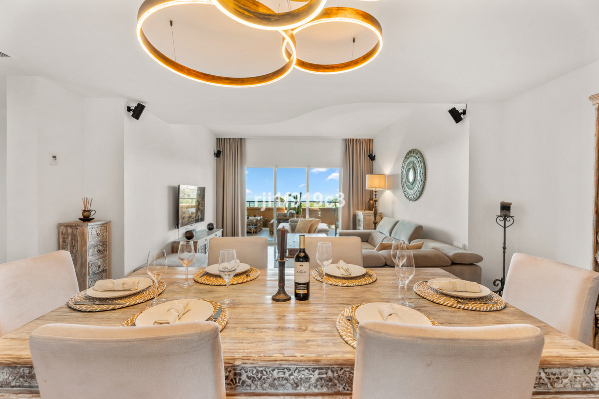Appartement te koop in Elviria | 3 slaapkamers H5129218