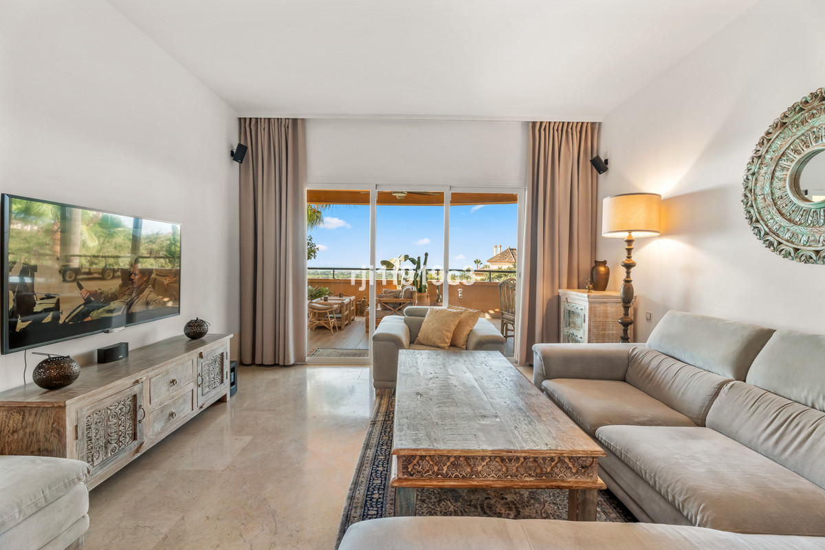 Appartement te koop in Elviria | 3 slaapkamers H5129218