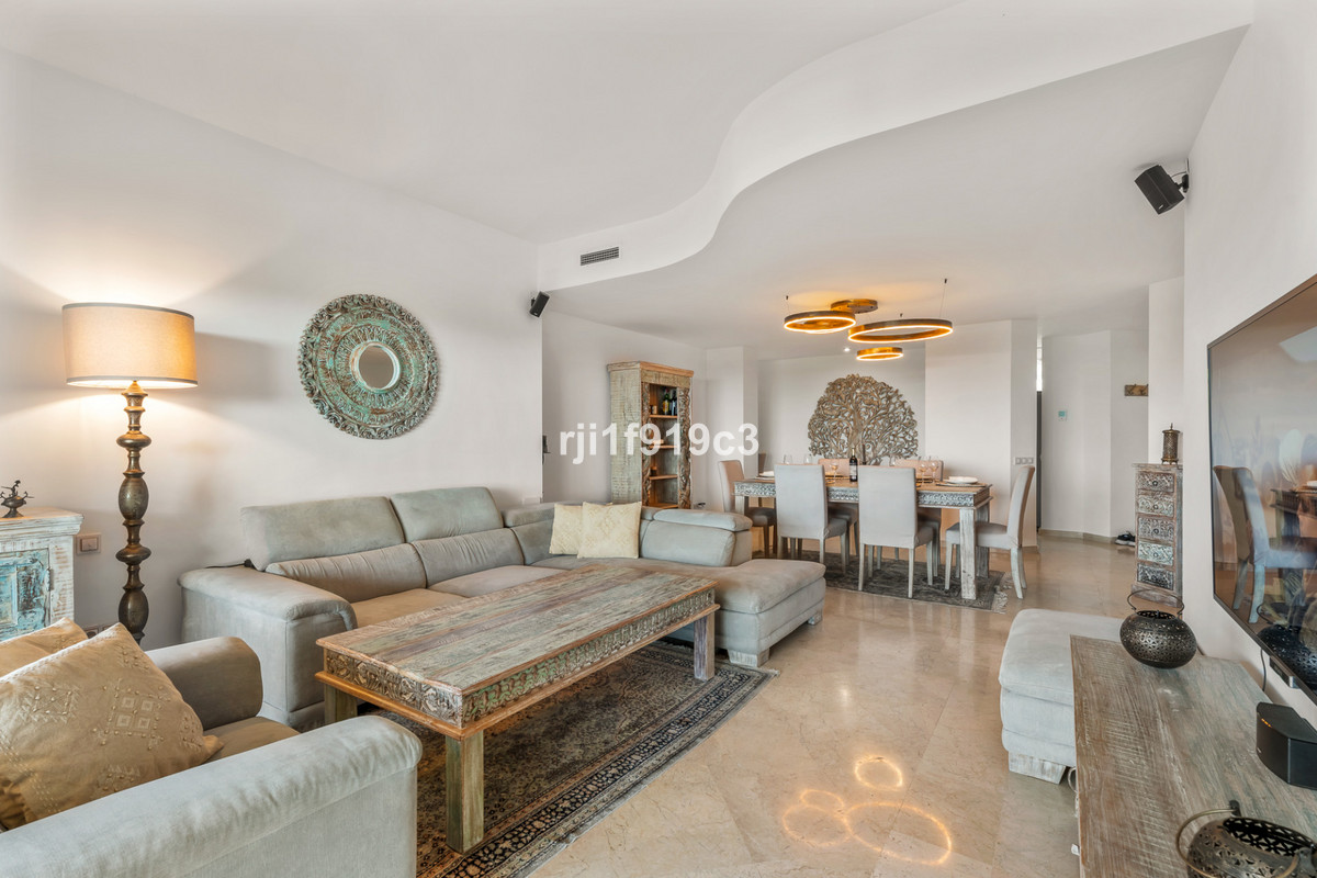 Appartement te koop in Elviria | 3 slaapkamers H5129218