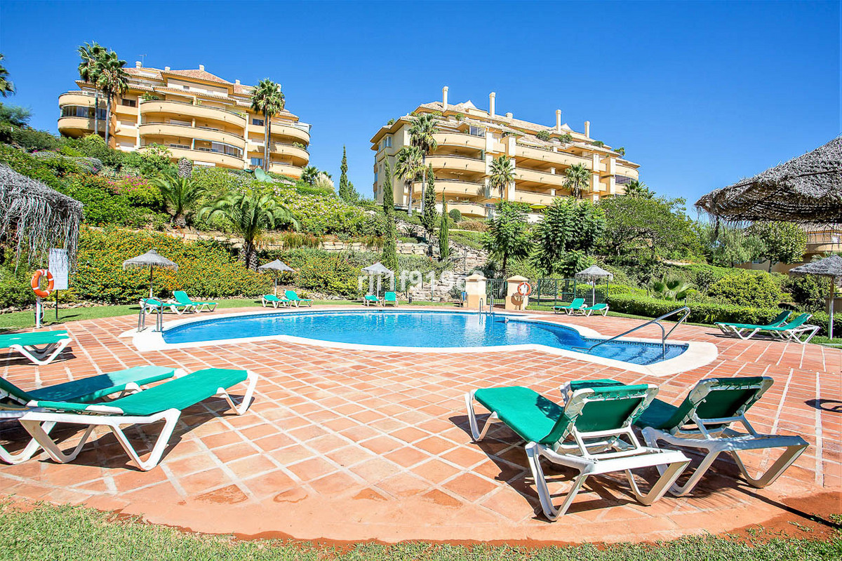 Appartement te koop in Elviria | 3 slaapkamers H5129218