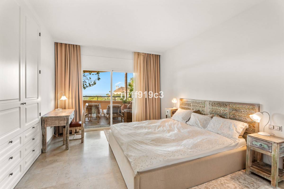 Appartement te koop in Elviria | 3 slaapkamers H5129218