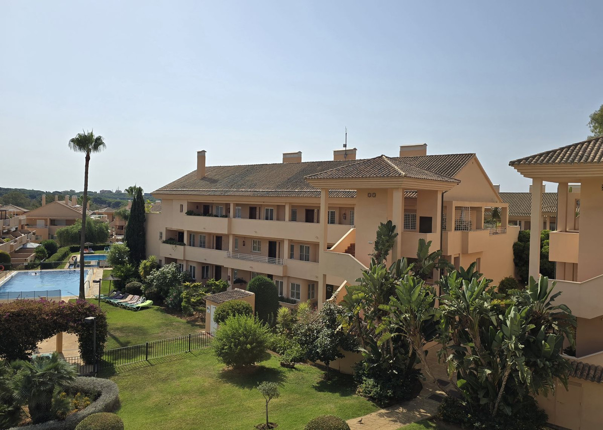 Penthouse te koop in Elviria | 2 slaapkamers H5136586