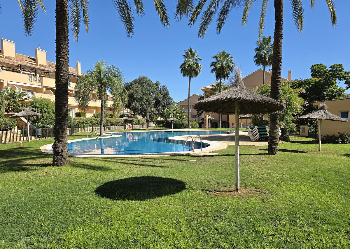 Penthouse te koop in Elviria | 2 slaapkamers H5136586