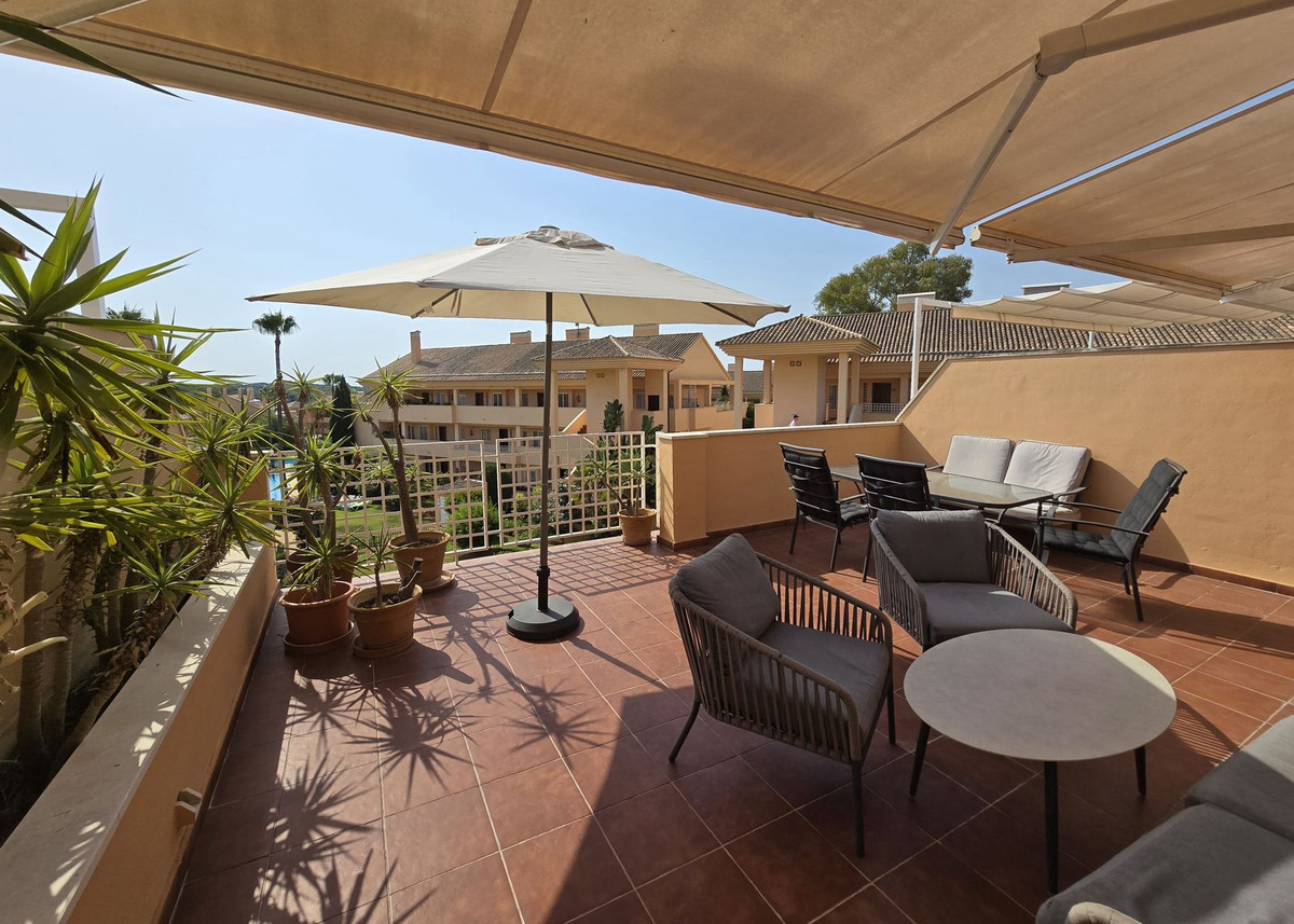 Penthouse te koop in Elviria | 2 slaapkamers H5136586