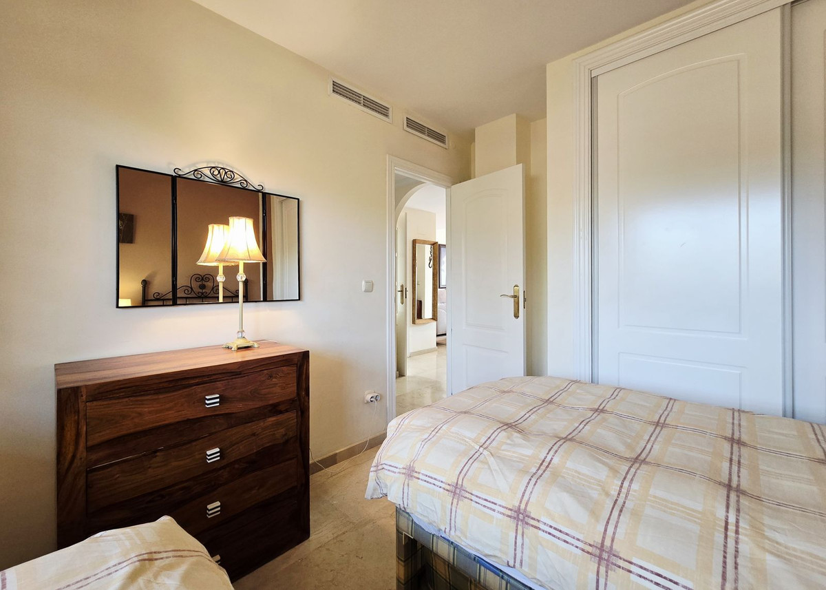 Penthouse te koop in Elviria | 2 slaapkamers H5136586