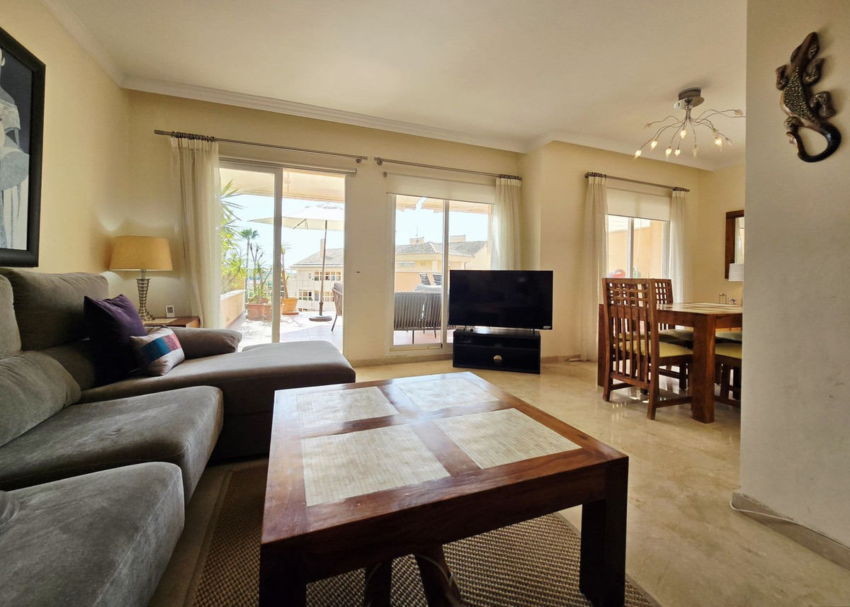 Penthouse te koop in Elviria | 2 slaapkamers H5136586