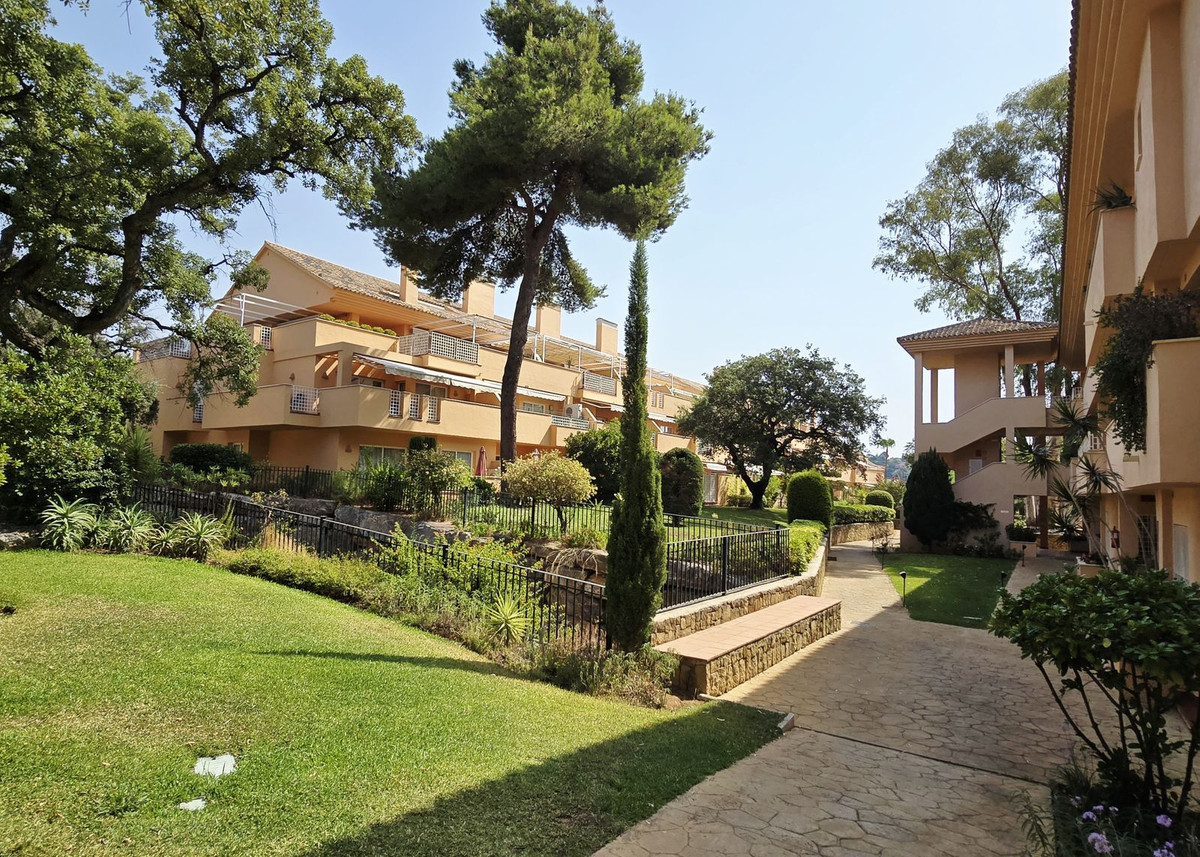 Penthouse te koop in Elviria | 2 slaapkamers H5136586