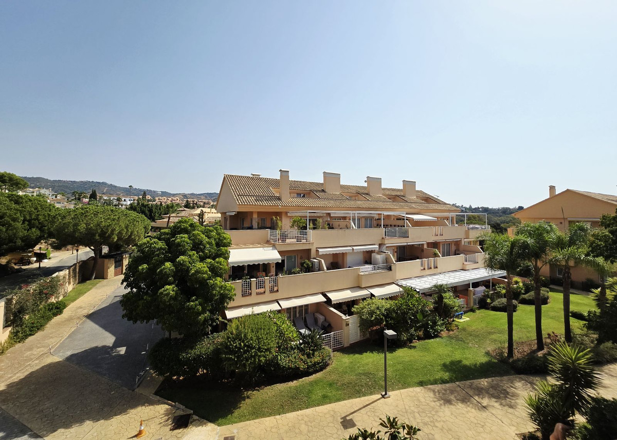 Penthouse te koop in Elviria | 2 slaapkamers H5136586