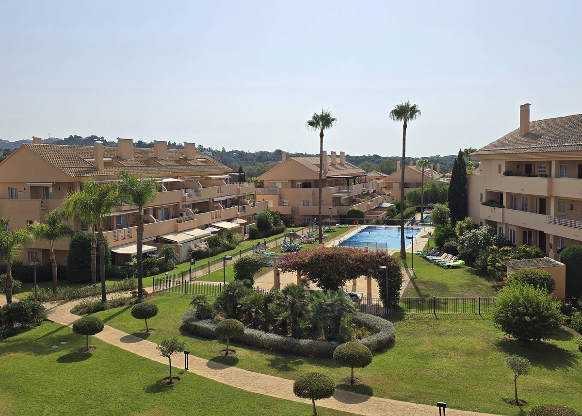 Penthouse te koop in Elviria | 2 slaapkamers H5136586