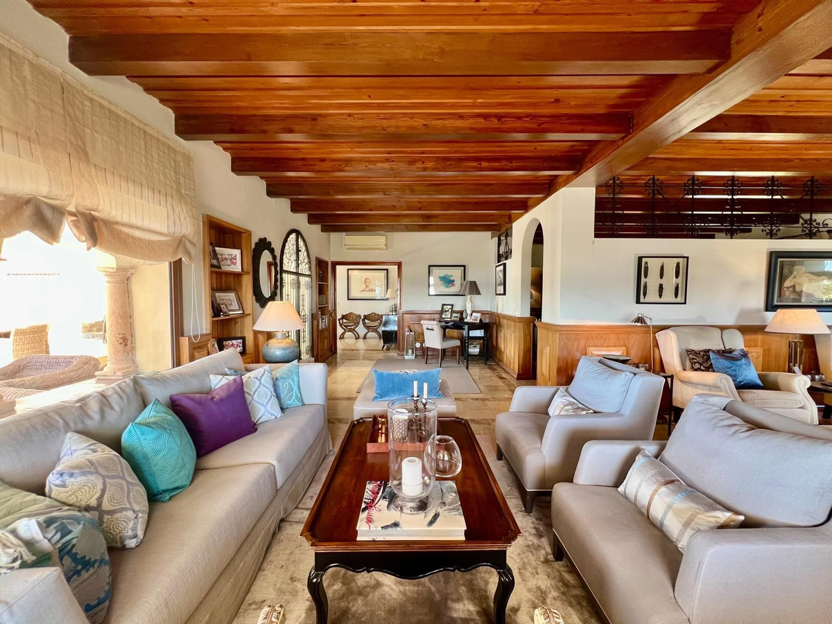 Huis te koop in Elviria | 4 slaapkamers H5139934