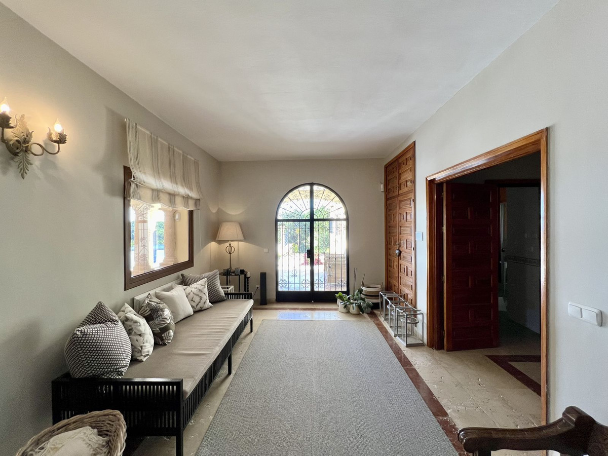 Huis te koop in Elviria | 4 slaapkamers H5139934
