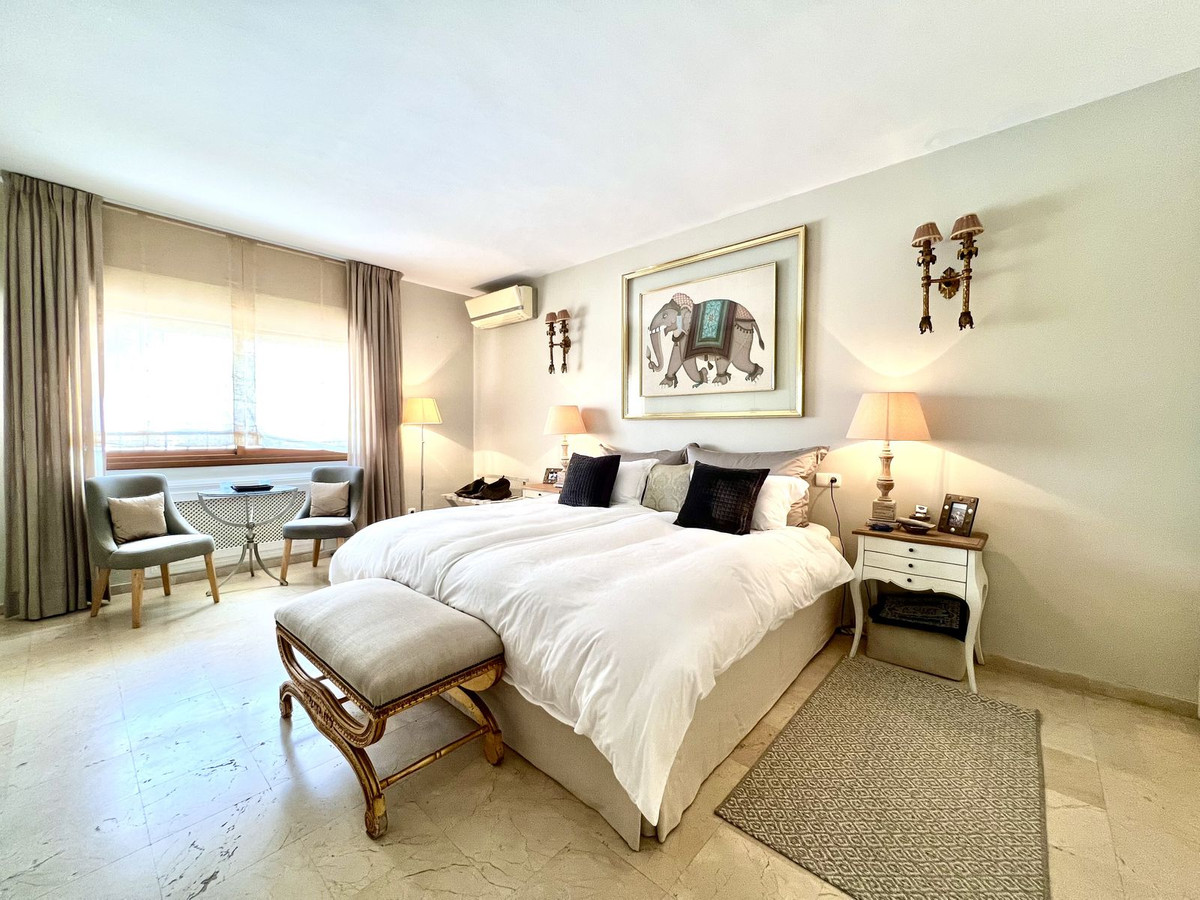 Huis te koop in Elviria | 4 slaapkamers H5139934