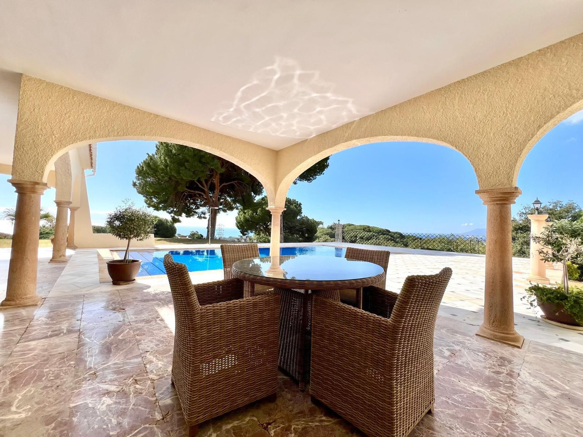 Huis te koop in Elviria | 4 slaapkamers H5139934