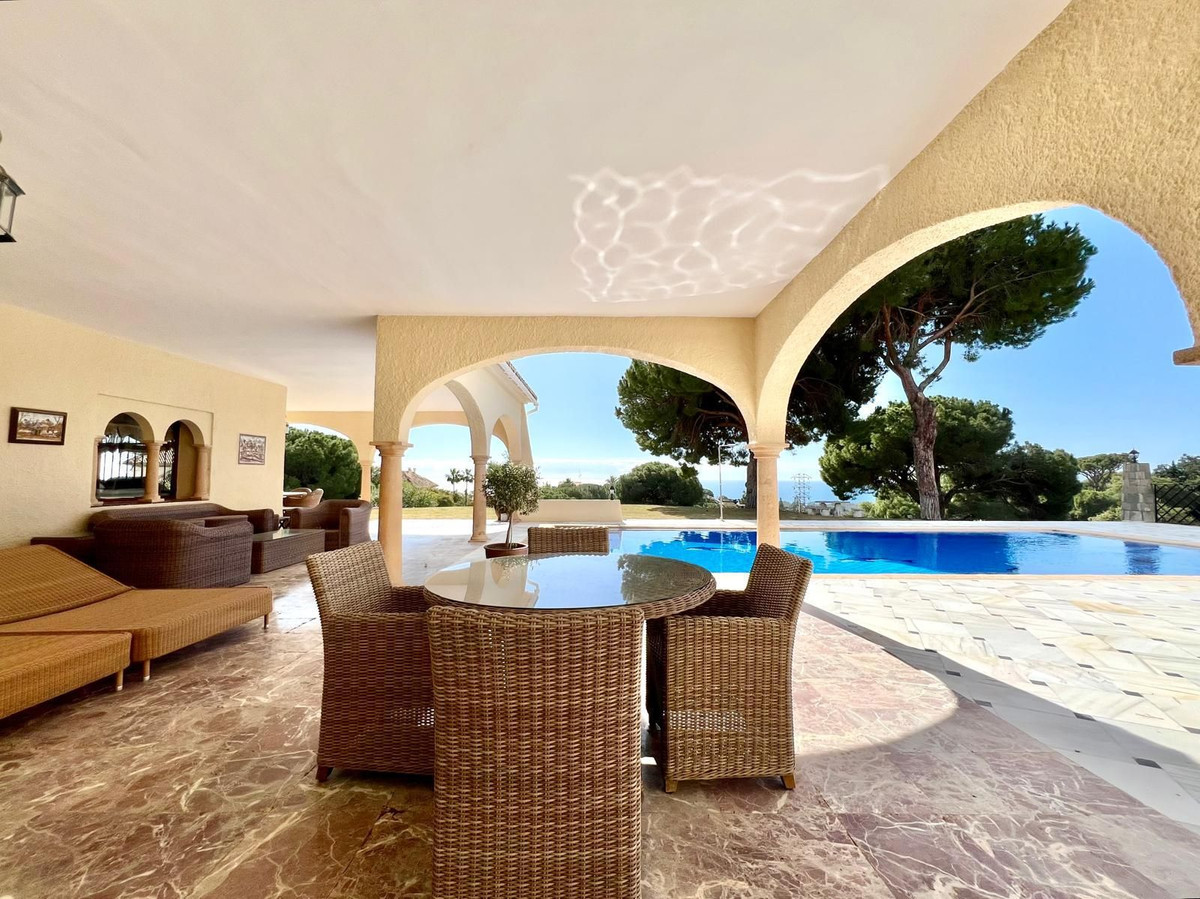 Huis te koop in Elviria | 4 slaapkamers H5139934