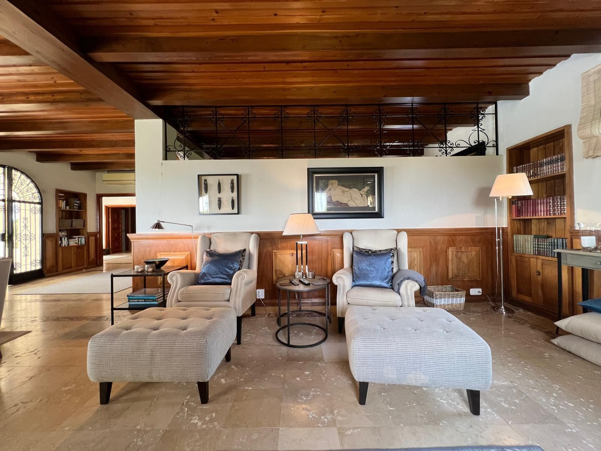 Huis te koop in Elviria | 4 slaapkamers H5139934