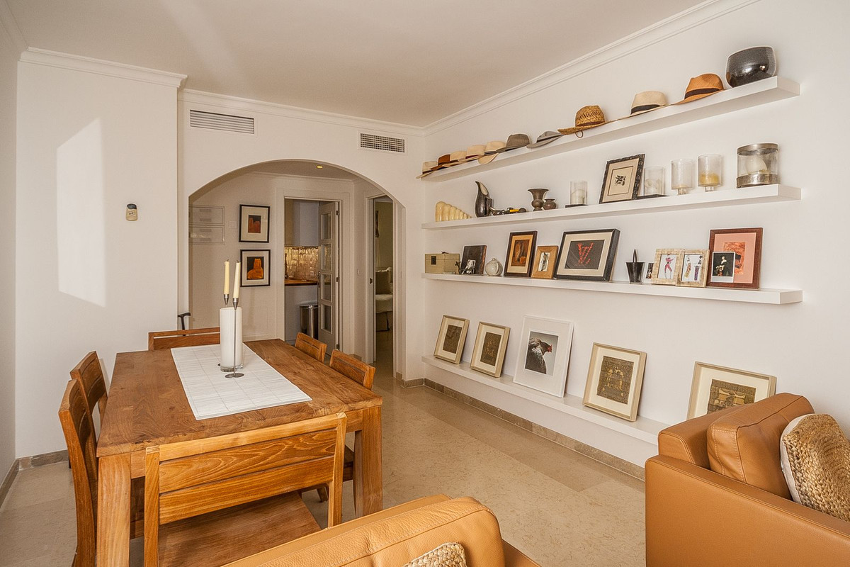 Penthouse te koop in Elviria | 2 slaapkamers H5140744