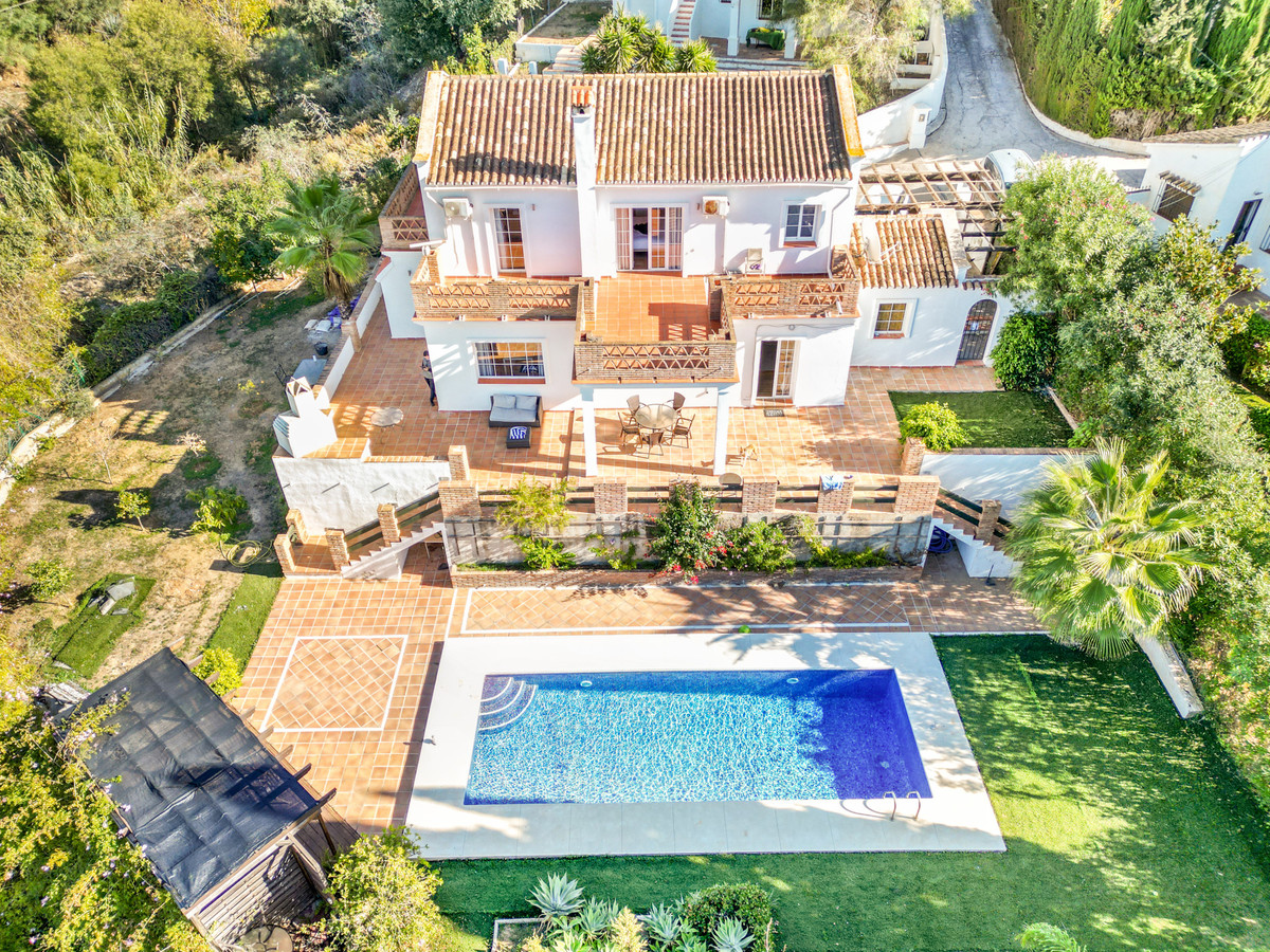 Huis te koop in Elviria | 4 slaapkamers H5141941