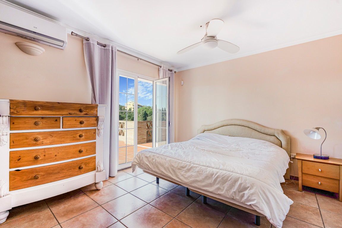 Huis te koop in Elviria | 4 slaapkamers H5141941