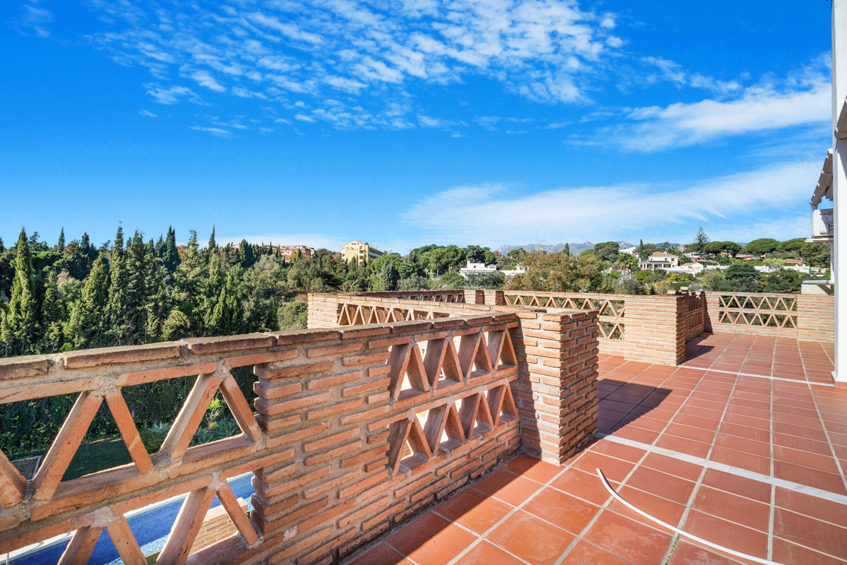 Huis te koop in Elviria | 4 slaapkamers H5141941