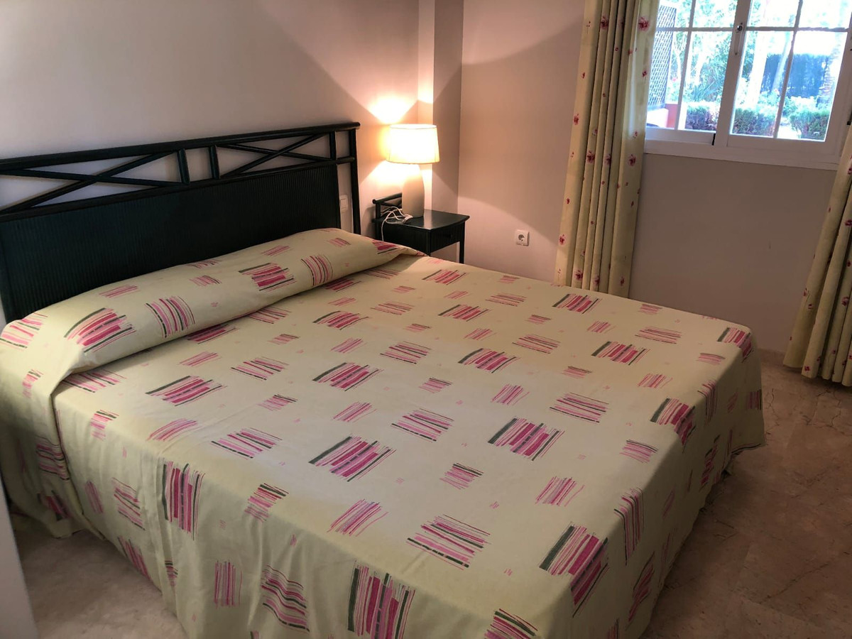Appartement te koop in Elviria | 2 slaapkamers H5145922