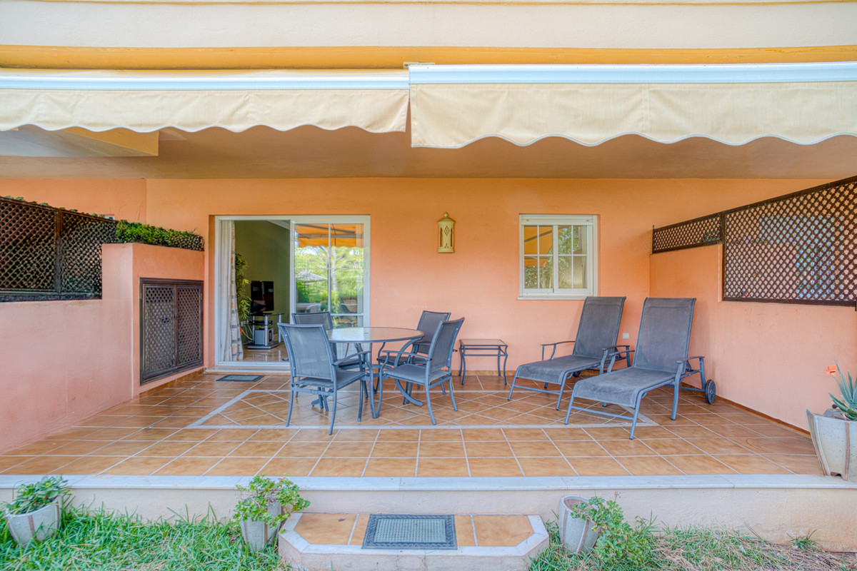 Appartement te koop in Elviria | 2 slaapkamers H5147020