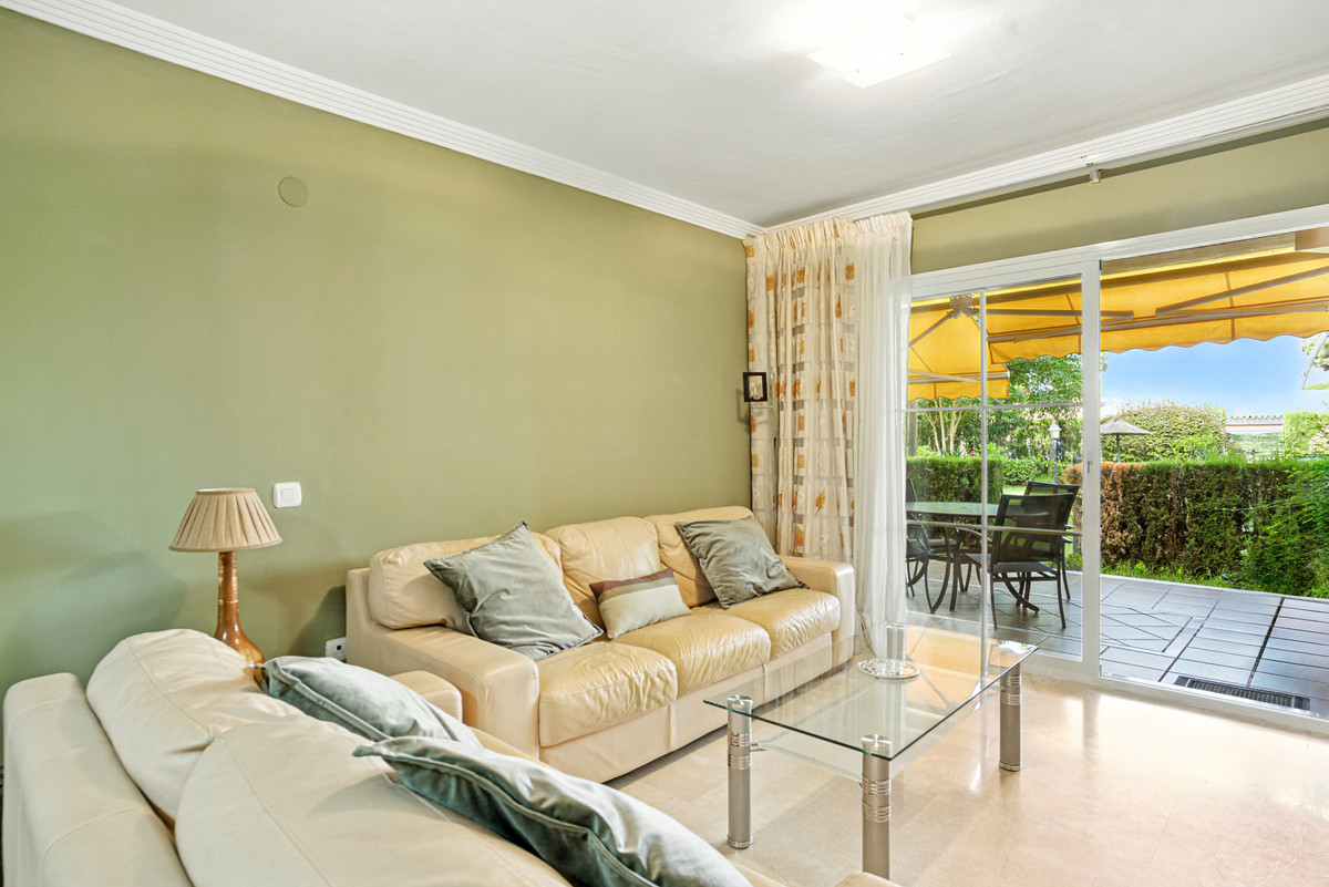 Appartement te koop in Elviria | 2 slaapkamers H5147020