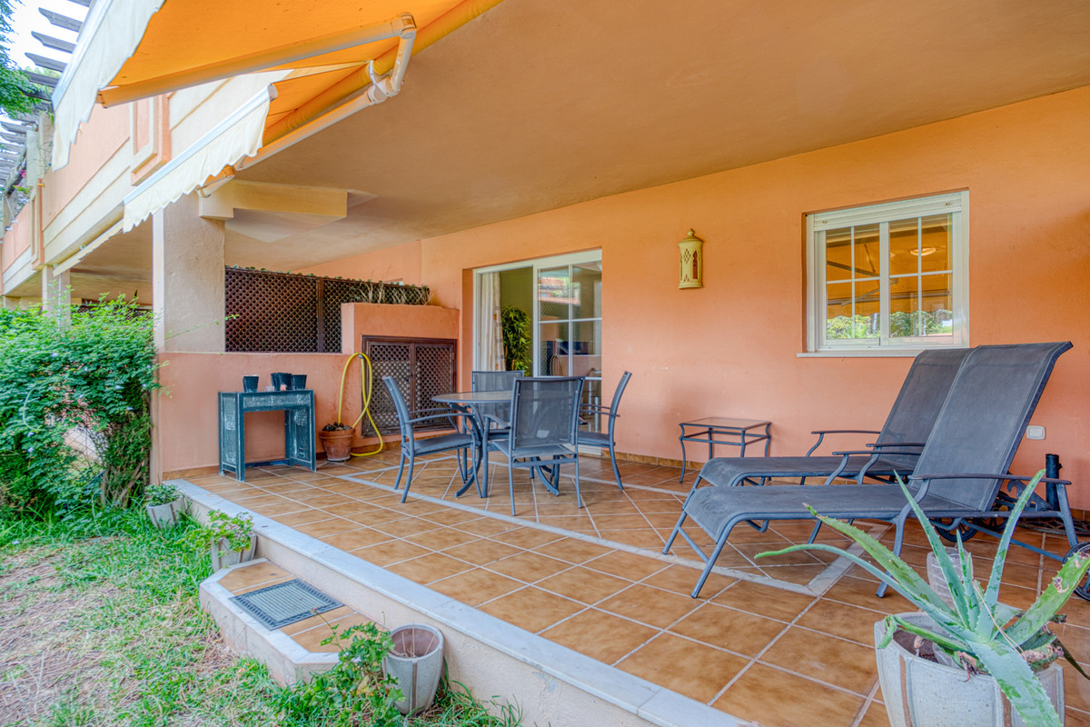 Appartement te koop in Elviria | 2 slaapkamers H5147020