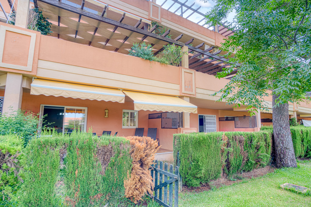 Appartement te koop in Elviria | 2 slaapkamers H5147020