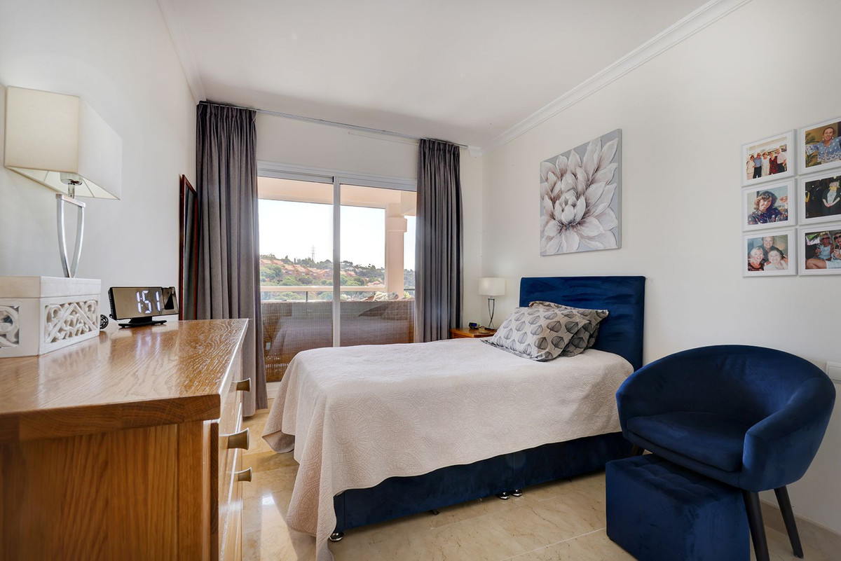 Appartement te koop in Elviria | 2 slaapkamers H5147146