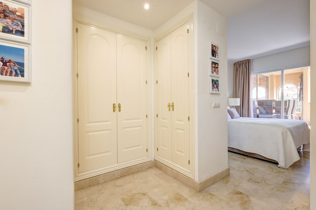 Appartement te koop in Elviria | 2 slaapkamers H5147146