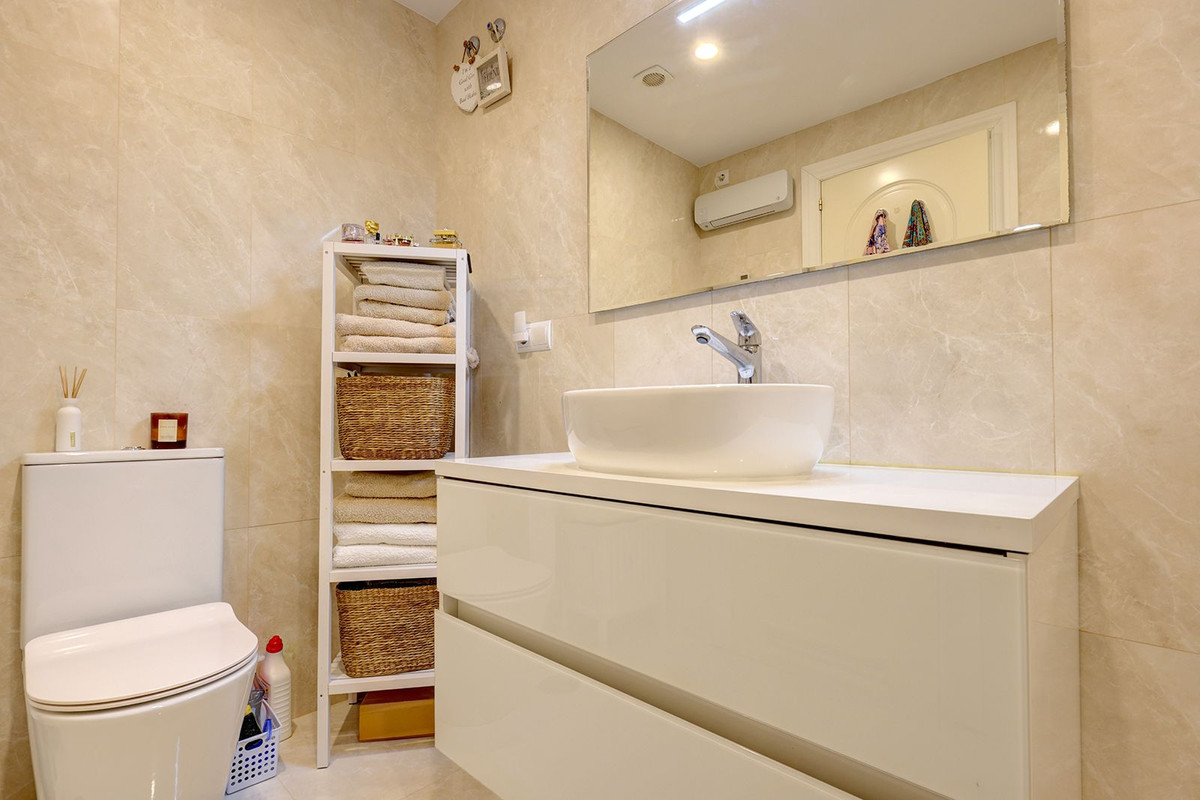 Appartement te koop in Elviria | 2 slaapkamers H5147146