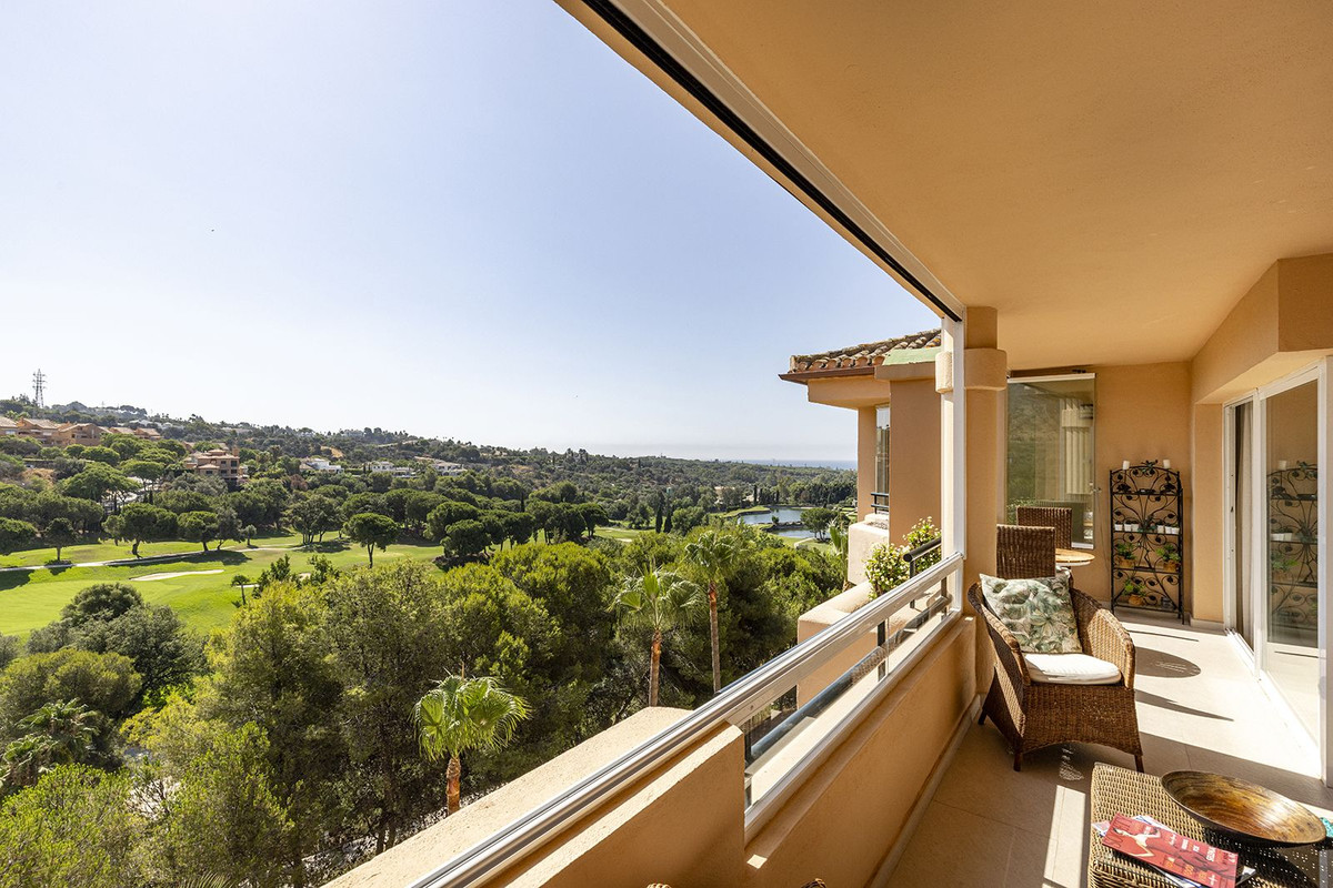 Appartement te koop in Elviria | 2 slaapkamers H5147146