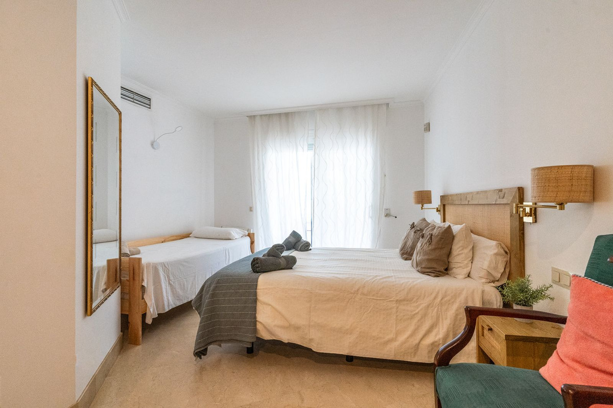 Appartement te koop in Elviria | 2 slaapkamers H5147521