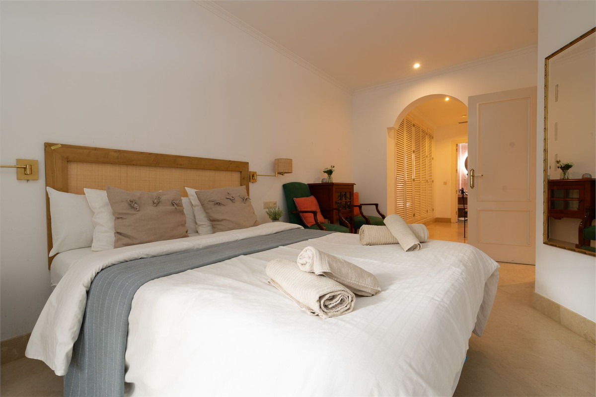 Appartement te koop in Elviria | 2 slaapkamers H5147521