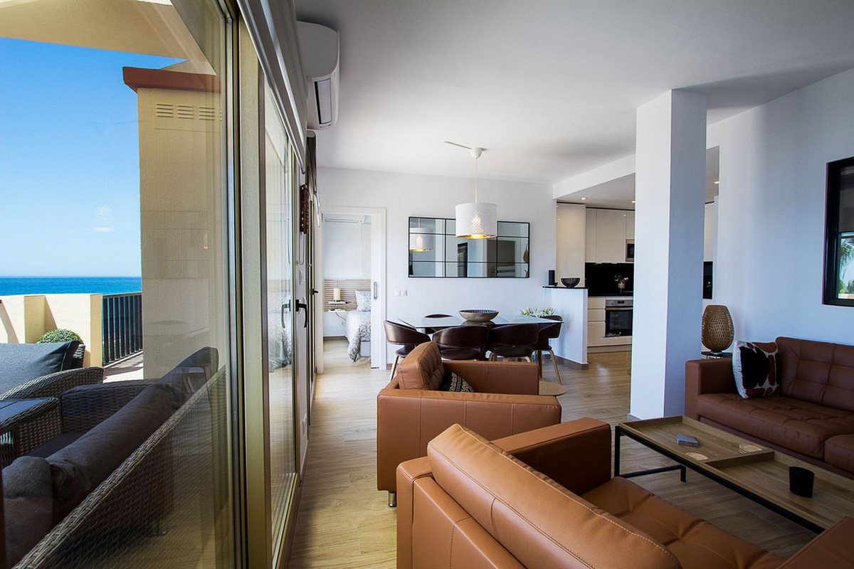 Penthouse te koop in Elviria | 3 slaapkamers H5150737
