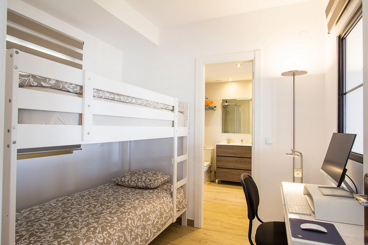 Penthouse te koop in Elviria | 3 slaapkamers H5150737