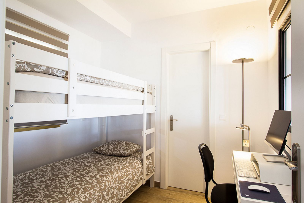 Penthouse te koop in Elviria | 3 slaapkamers H5150737