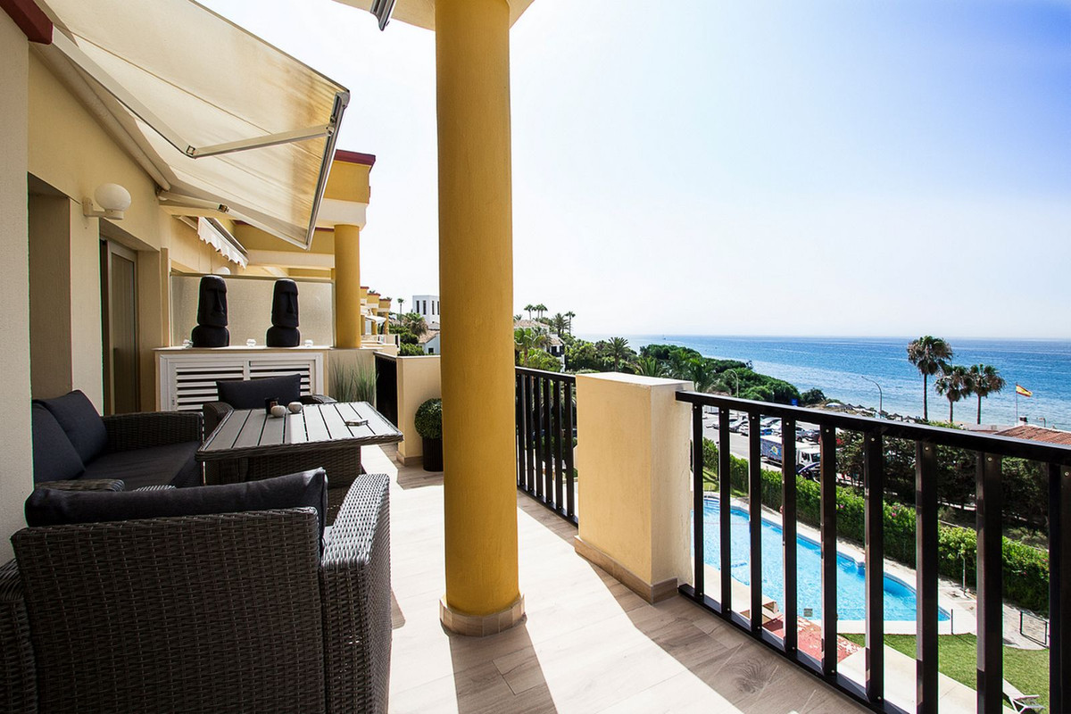 Penthouse te koop in Elviria | 3 slaapkamers H5150737